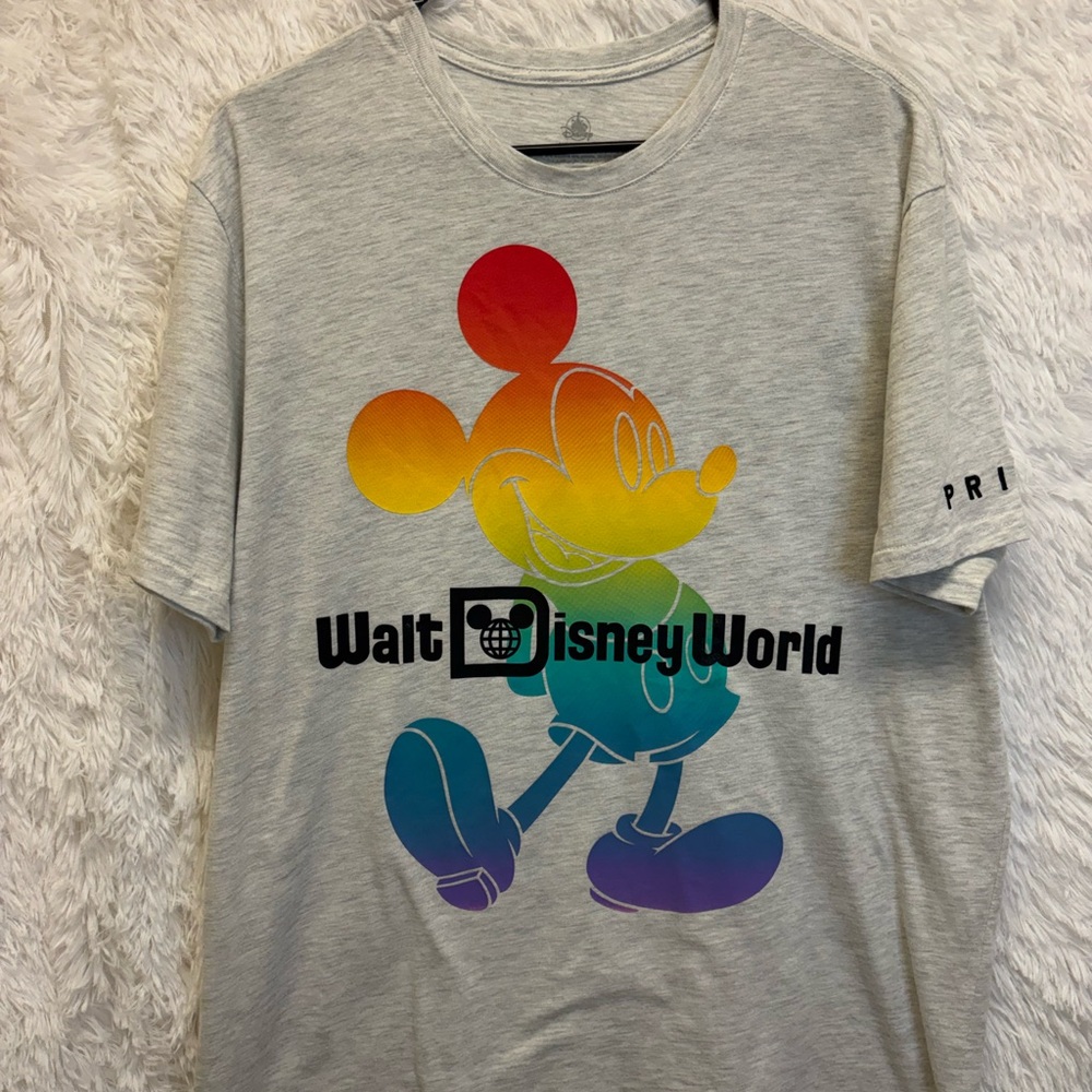 WDW Pride Mickey Mouse Rainbow Gradient Graphic T-Shirt | Size Large